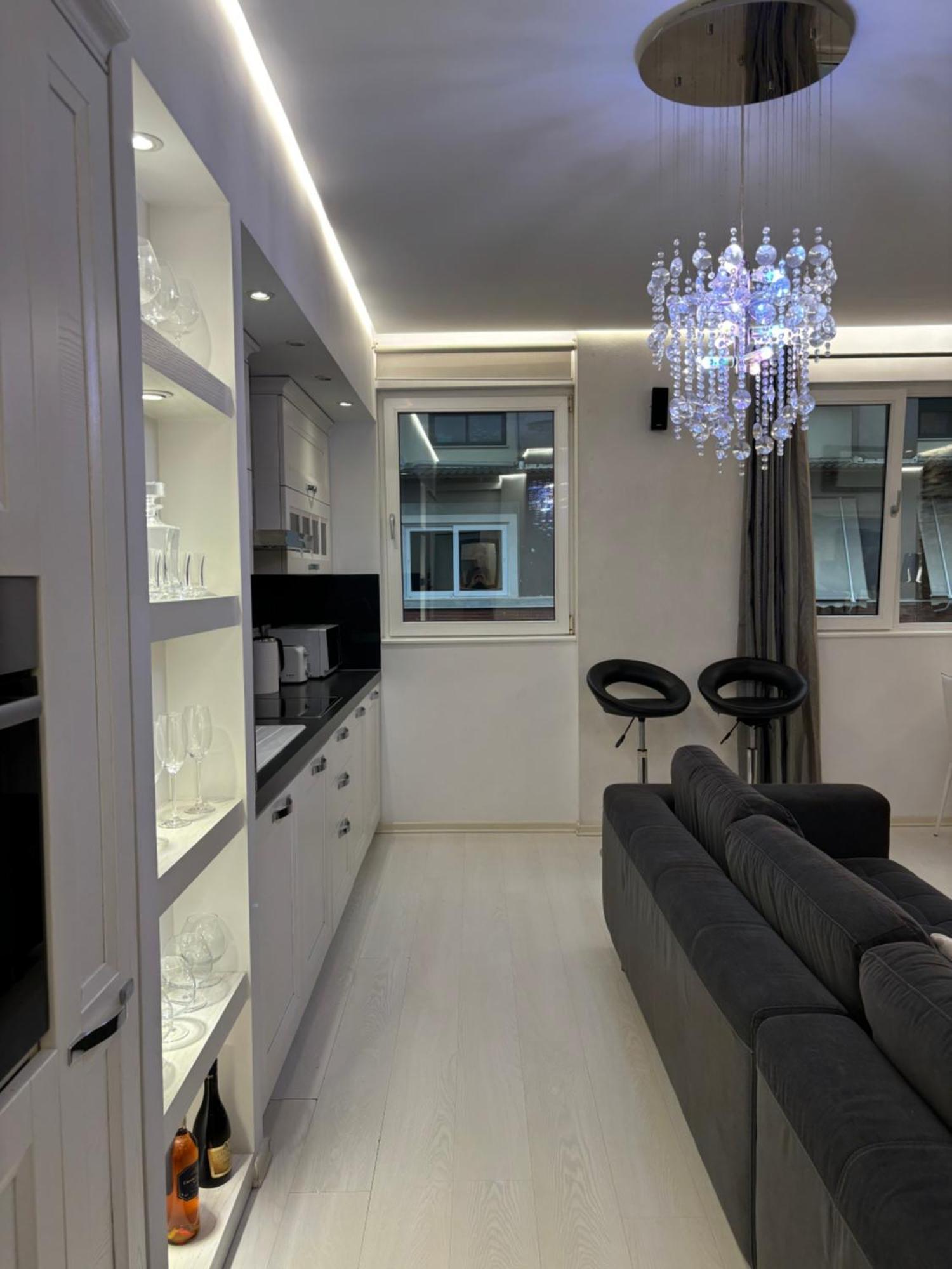 Tam Serviced 2Bdr Apartment City Center No6 Tirana Exterior photo