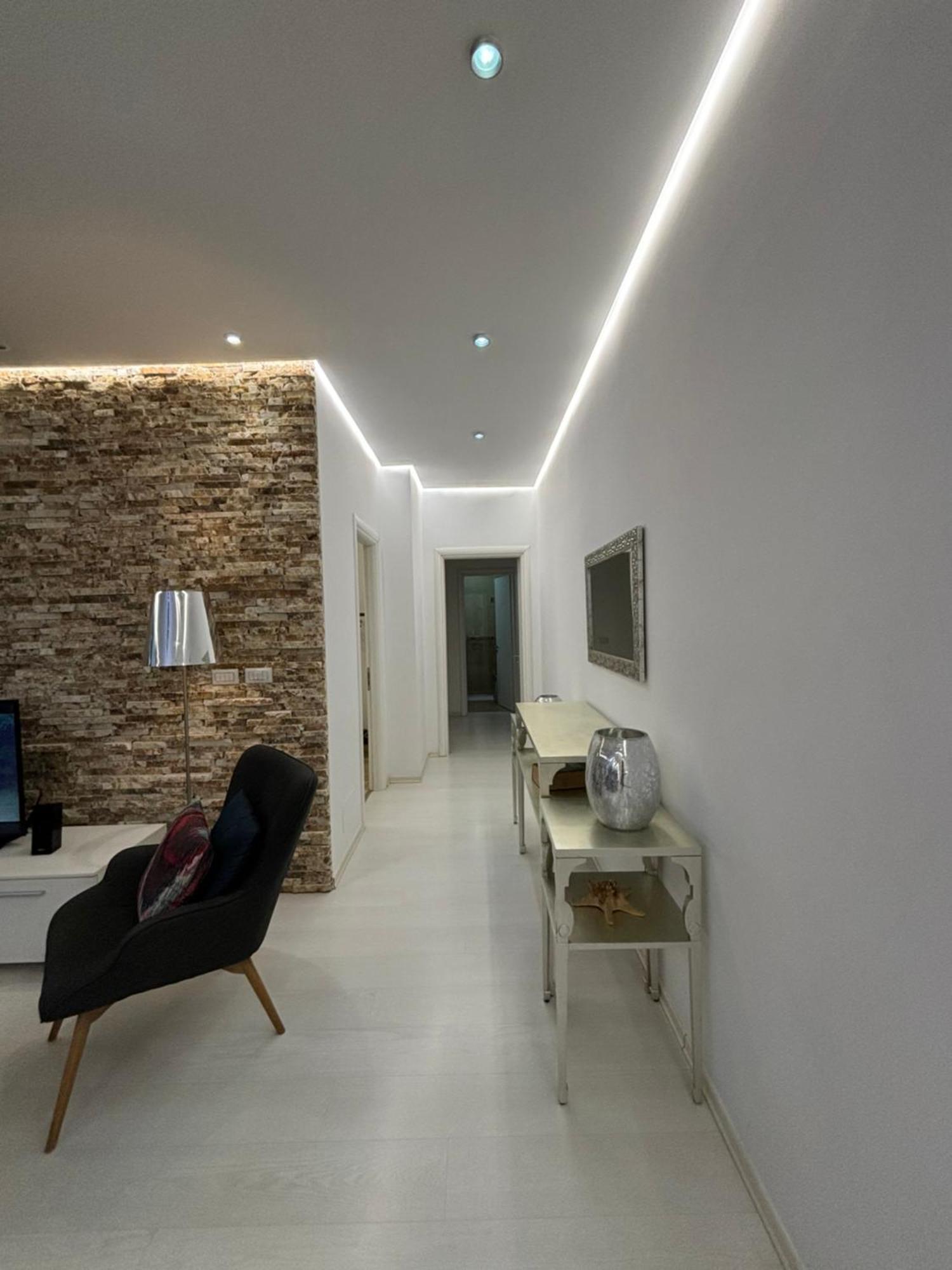Tam Serviced 2Bdr Apartment City Center No6 Tirana Exterior photo