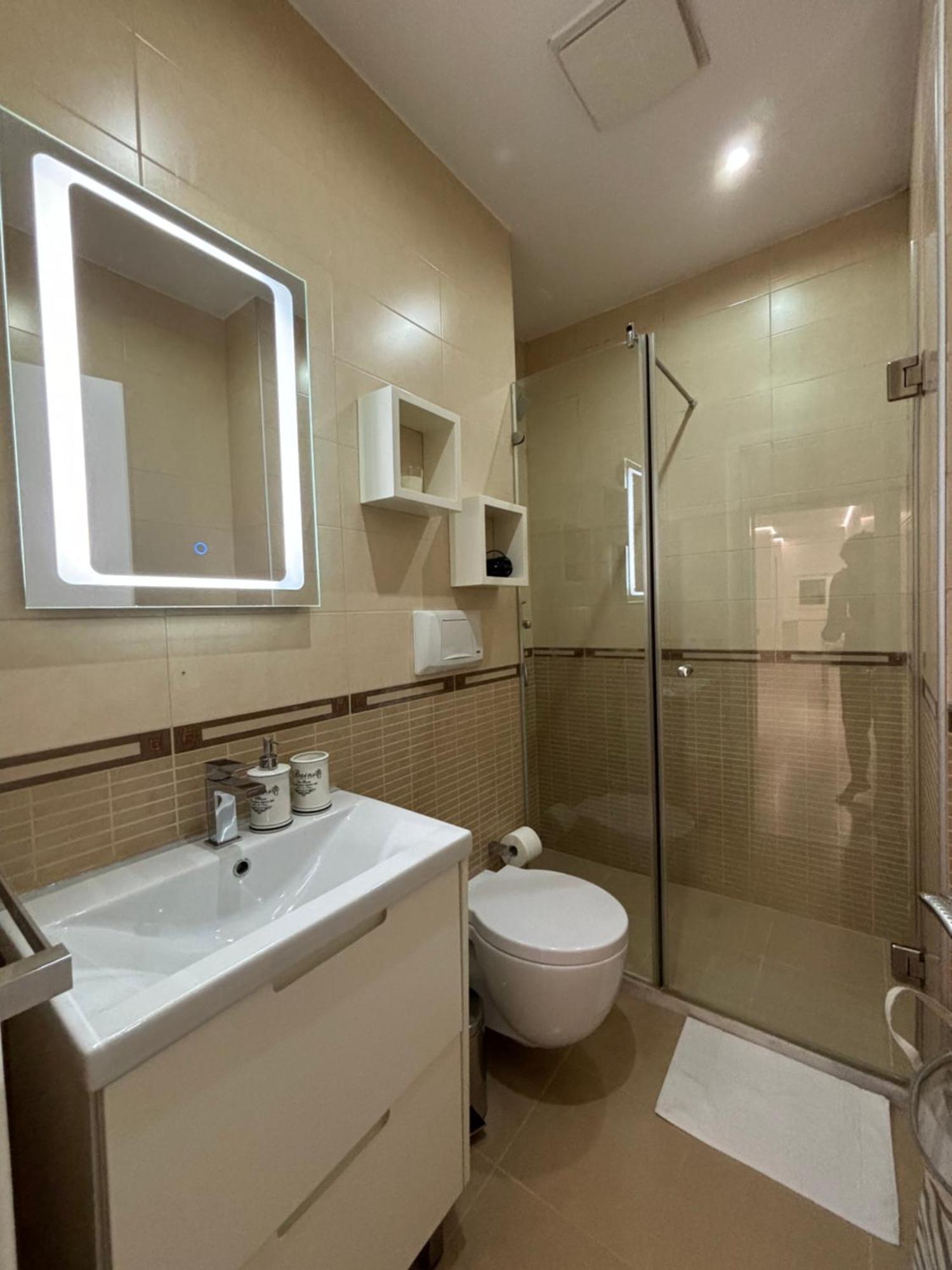 Tam Serviced 2Bdr Apartment City Center No6 Tirana Exterior photo